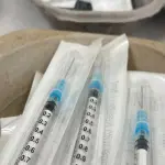 Vaccini agli insegnanti: entrambe le dosi somministrate a meno dell'1%