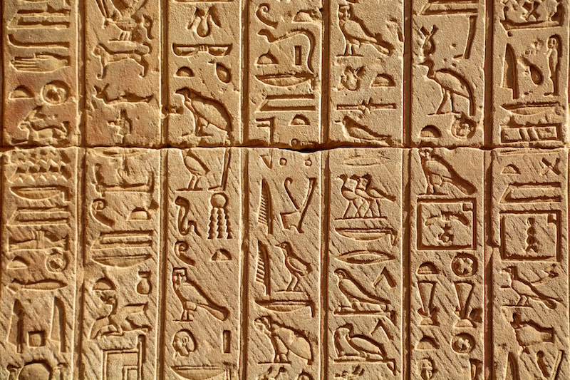 Scrittura geroglifica: le caratteristiche e gli scribi