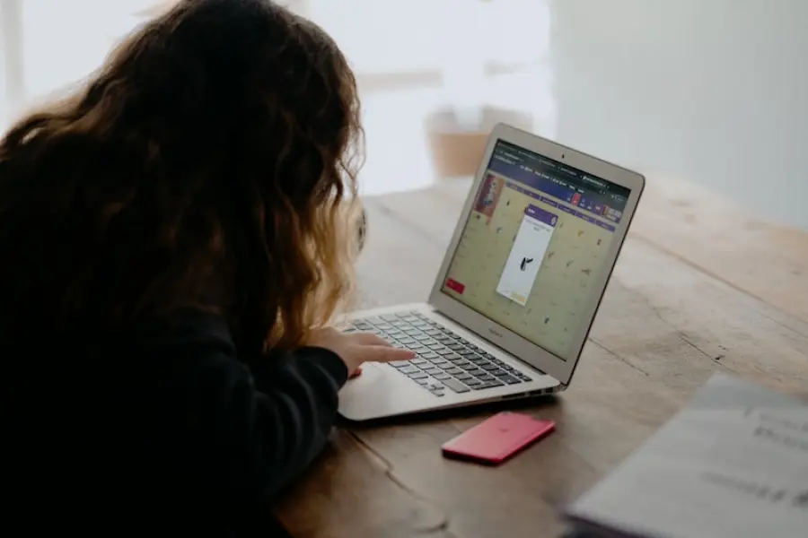 Con il nuovo DPCM tre alunni su quattro in DAD