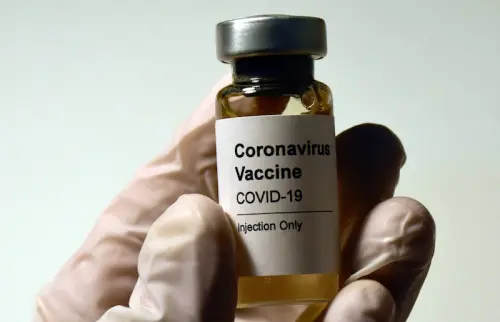 Lopalco: 'Iniziamo la fase 2 della campagna vaccinale dalla scuola'