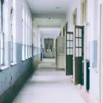 Ristrutturazione delle scuole: Conte annuncia procedure semplificate