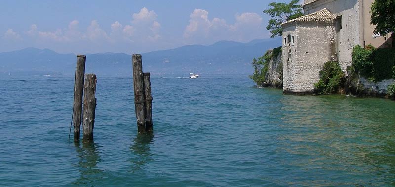 Lago di Garda, morto sub professionista che voleva battere record mondiale