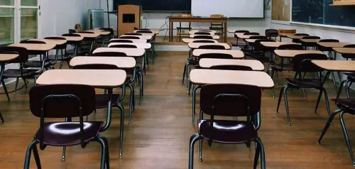 Digos indaga su svastiche comparse al liceo Parini