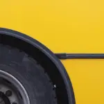 Milano, autista cerca di far fuoco a un’intera classe di ragazzini