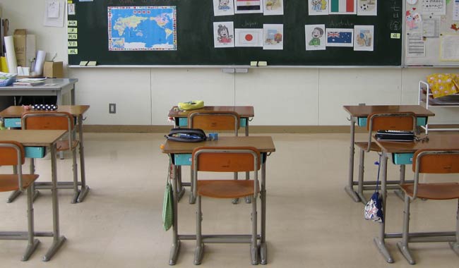 Biella, professore arrestato per violenza