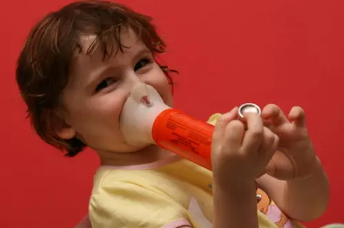 Asma c'è un filo conduttore con l'obesità infantile