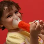 Asma c'è un filo conduttore con l'obesità infantile