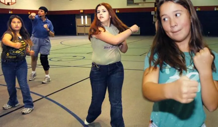 Obesità infantile: tassare le bibite gassate?