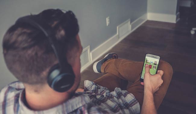 Dal casino online gratis all’azzardo vero aumentano gli adolescenti che giocano