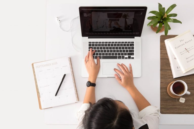 Come aprire un’attività online da zero Come aprire un’attività online da zero